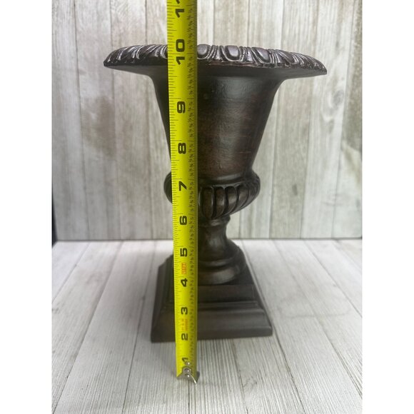 Vintage Resin Decorative Vase Planter Footed Garden Decor 10" Tall 7" Diameter - Picture 5 of 8